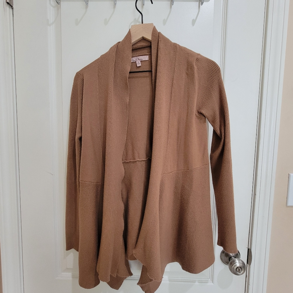 Love tree sweater